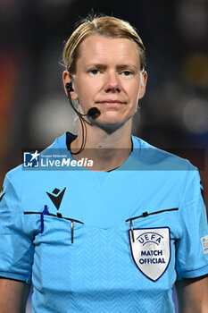 2024-01-24 - Assistant Referee Katrine Stensholm Wulff (DEN) during the day 5 Group C of the UEFA Women's Champions League between A.S. Roma vs F.C. Bayern Munchen, 24 January 2024 at the Stadio Tre Fontane in Rome, Italy. - AS ROMA VS FC BAYERN MüNCHEN - UEFA CHAMPIONS LEAGUE WOMEN - SOCCER