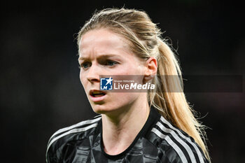 2024-01-24 - Nadine NOORDAM of Amsterdam during the UEFA Women's Champions League, Group C football match between Paris Saint-Germain and AFC Ajax on January 24, 2024 at Parc des Princes stadium in Paris, France - FOOTBALL - WOMEN'S CHAMPIONS LEAGUE - PARIS SG V AJAX - UEFA CHAMPIONS LEAGUE WOMEN - SOCCER