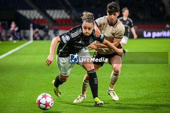 2024-01-24 - Chasity GRANT of Amsterdam and Elisa DE ALMEIDA of PSG during the UEFA Women's Champions League, Group C football match between Paris Saint-Germain and AFC Ajax on January 24, 2024 at Parc des Princes stadium in Paris, France - FOOTBALL - WOMEN'S CHAMPIONS LEAGUE - PARIS SG V AJAX - UEFA CHAMPIONS LEAGUE WOMEN - SOCCER