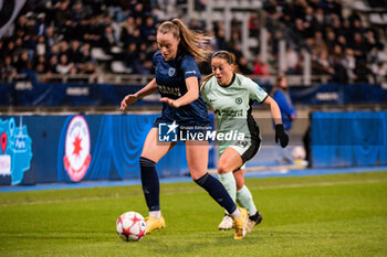 2024-01-30 - Lou Bogaert of Paris FC and Fran Kirby of Chelsea fight for the ball during the UEFA Women's Champions League, Group D football match between Paris FC and Chelsea on January 30, 2024 at Sebastien Charlety stadium in Paris, France - FOOTBALL - WOMEN'S CHAMPIONS LEAGUE - PARIS FC V CHELSEA - UEFA CHAMPIONS LEAGUE WOMEN - SOCCER