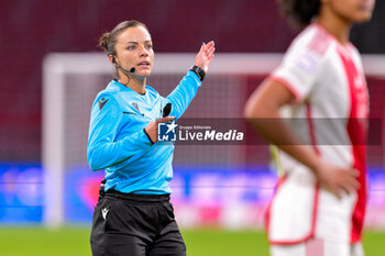 2024-01-30 - Referee Marta Huerta De Aza during the UEFA Women's Champions League, Group C football match between AFC Ajax and AS Roma on January 30, 2024 at Sportpark De Toekomst in Amsterdam-Duivendrecht, Netherlands - FOOTBALL - WOMEN'S CHAMPIONS LEAGUE - AJAX V AS ROMA - UEFA CHAMPIONS LEAGUE WOMEN - SOCCER