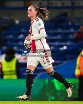 2024-03-27 - Ajax’s Romée Leuchter during the UEFA Women's Champions League, Quarter-finals, 2nd leg football match between Chelsea FC and AFC Ajax on 27 March 2024 at Stamford Bridge in London, England - FOOTBALL - WOMEN'S CHAMPIONS LEAGUE - CHELSEA V AJAX - UEFA CHAMPIONS LEAGUE WOMEN - SOCCER