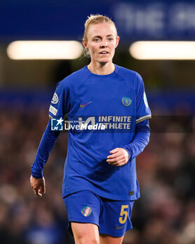 2024-03-27 - Chelsea's Sophie Ingle during the UEFA Women's Champions League, Quarter-finals, 2nd leg football match between Chelsea FC and AFC Ajax on 27 March 2024 at Stamford Bridge in London, England - FOOTBALL - WOMEN'S CHAMPIONS LEAGUE - CHELSEA V AJAX - UEFA CHAMPIONS LEAGUE WOMEN - SOCCER