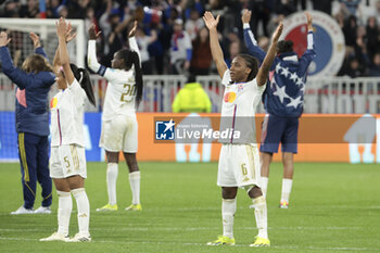 2024-03-27 - Melchie Dumornay of Lyon and teammates salute the supporters following the UEFA Women's Champions League, Quarter-finals, 2nd leg football match between Olympique Lyonnais and SL Benfica on March 27, 2024 at Groupama stadium in Decines-Charpieu near Lyon, France - FOOTBALL - WOMEN'S CHAMPIONS LEAGUE - LYON V BENFICA - UEFA CHAMPIONS LEAGUE WOMEN - SOCCER