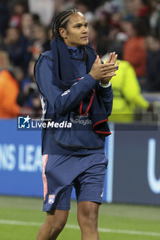2024-03-27 - Wendie Renard of Lyon salutes the supporters following the UEFA Women's Champions League, Quarter-finals, 2nd leg football match between Olympique Lyonnais and SL Benfica on March 27, 2024 at Groupama stadium in Decines-Charpieu near Lyon, France - FOOTBALL - WOMEN'S CHAMPIONS LEAGUE - LYON V BENFICA - UEFA CHAMPIONS LEAGUE WOMEN - SOCCER