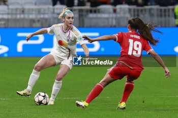 2024-03-27 - Ellie CARPENTER of Lyon and Catarina AMADO of Benfica during the UEFA Women's Champions League, Quarter-finals, 2nd leg football match between Olympique Lyonnais and SL Benfica on March 27, 2024 at Groupama stadium in Decines-Charpieu near Lyon, France - FOOTBALL - WOMEN'S CHAMPIONS LEAGUE - LYON V BENFICA - UEFA CHAMPIONS LEAGUE WOMEN - SOCCER