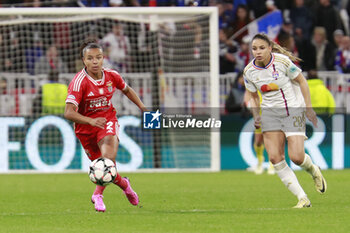 2024-03-27 - Marie ALIDOU of Benfica and Delphine CASCARINO of Lyon during the UEFA Women's Champions League, Quarter-finals, 2nd leg football match between Olympique Lyonnais and SL Benfica on March 27, 2024 at Groupama stadium in Decines-Charpieu near Lyon, France - FOOTBALL - WOMEN'S CHAMPIONS LEAGUE - LYON V BENFICA - UEFA CHAMPIONS LEAGUE WOMEN - SOCCER