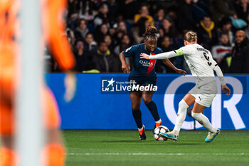 2024-03-28 - Sandy BALTIMORE of PSG and Filippa CURMARK of BK Hacken during the UEFA Women's Champions League, Quarter-finals, 2nd leg football match between Paris Saint-Germain and BK Hacken on March 28, 2024 at Parc des Princes stadium in Paris, France - FOOTBALL - WOMEN'S CHAMPIONS LEAGUE - PARIS SG V BK HACKEN - UEFA CHAMPIONS LEAGUE WOMEN - SOCCER
