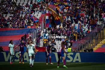 2024-04-20 - Fc Barcelona supporters are seen during a Women's UEFA Champions League first-leg semifinal match between FC Barcelona and Chelsea Women at Estadi Olimpic Lluis Companys, in Barcelona, ,Spain on April 20, 2024. Photo by Felipe Mondino - WUCL SEMIFINAL 1º LEG - FC BARCELONA - CHELSEA WOMEN - UEFA CHAMPIONS LEAGUE WOMEN - SOCCER