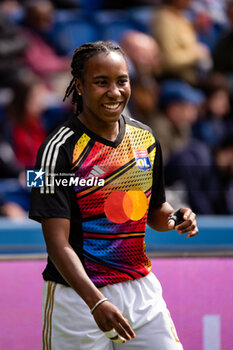 2024-04-28 - Vicki Becho of Olympique Lyonnais warms up ahead of the UEFA Women's Champions League, Semi-finals, 2nd leg football match between Paris Saint-Germain and Olympique Lyonnais on April 28, 2024 at Parc des Princes stadium in Paris, France - FOOTBALL - WOMEN'S CHAMPIONS LEAGUE - PARIS SG V LYON - UEFA CHAMPIONS LEAGUE WOMEN - SOCCER