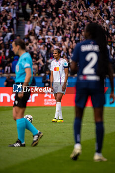 2024-04-28 - Wendie Renard of Olympique Lyonnais during the UEFA Women's Champions League, Semi-finals, 2nd leg football match between Paris Saint-Germain and Olympique Lyonnais on April 28, 2024 at Parc des Princes stadium in Paris, France - FOOTBALL - WOMEN'S CHAMPIONS LEAGUE - PARIS SG V LYON - UEFA CHAMPIONS LEAGUE WOMEN - SOCCER