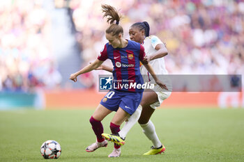 2024-05-25 - Caroline Graham Hansen of FC Barcelona competes for the ball with Kadidiatou Diani of Olympique Lyonnais during the UEFA Women's Champions League, Final, football match between FC Barcelona and Olympique Lyonnais on May 25, 2024 at San Mames stadium in Bilbao, Spain - FOOTBALL - WOMEN'S CHAMPIONS LEAGUE - FINAL - FC BARCELONA V LYON - UEFA CHAMPIONS LEAGUE WOMEN - SOCCER
