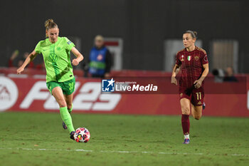 2024-10-08 - Sarai Linder of VfL Wolfsburg Women and Emilie Haavi of A.S. Roma Women during the Women Champion League Rome vs Wolfsburg 08 October 2024 at the Tre Fontane Stadium in Rome - ROMA WOMEN VS WOLFSBURG - UEFA CHAMPIONS LEAGUE WOMEN - SOCCER