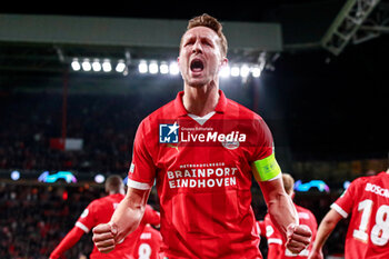 2024-02-20 - Luuk de Jong of PSV celebrates his goal 1-1 during the UEFA Champions League, Round of 16 1st leg football match between PSV and Borussia Dortmund on February 20, 2024 at Philips Stadion in Eindhoven, Netherlands - FOOTBALL - CHAMPIONS LEAGUE - PSV V DORTMUND - UEFA CHAMPIONS LEAGUE - SOCCER