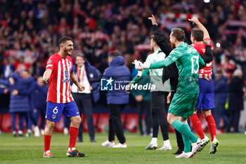2024-03-13 - Jorge Resurreccion Koke of Atletico de Madrid celebrates the victory with Jan Oblak at full time during the UEFA Champions League, Round of 16, 2nd leg football match between Atletico de Madrid and FC Internazionale on March 13, 2024 at Civitas Metropolitano stadium in Madrid, Spain - FOOTBALL - CHAMPIONS LEAGUE - ATLETICO MADRID V INTERNAZIONALE - UEFA CHAMPIONS LEAGUE - SOCCER