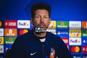 2024-04-09 - Diego Pablo Simeone, head coach of Atletico Madrid, speaks during the press conference a day before the quarter-final first leg football match of Champions League against Borussia Dortmund at Civitas Metropolitano stadium in Madrid. - ATLETICO MADRID VS BORUSSIA DORTMUND: ATLETICO MADRID PRESS CONFERENCE - UEFA CHAMPIONS LEAGUE - SOCCER