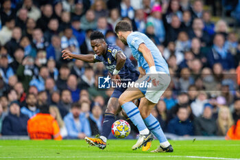 2024-04-17 - Real Madrid forward Vinicius Junior (7) made the decisive pass for the goal of Rodrygo, Ruben Dias of Manchester City during the UEFA Champions League, Quarter-finals, 2nd leg football match between Manchester City and Real Madrid on April 17, 2024 at Etihad Stadium in Manchester, England - FOOTBALL - CHAMPIONS LEAGUE - MANCHESTER CITY V REAL MADRID - UEFA CHAMPIONS LEAGUE - SOCCER