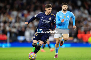 2024-04-17 - Federico Valverde (15) of Real Madrid during the UEFA Champions League, Quarter-finals, 2nd leg football match between Manchester City and Real Madrid on April 17, 2024 at Etihad Stadium in Manchester, England - FOOTBALL - CHAMPIONS LEAGUE - MANCHESTER CITY V REAL MADRID - UEFA CHAMPIONS LEAGUE - SOCCER
