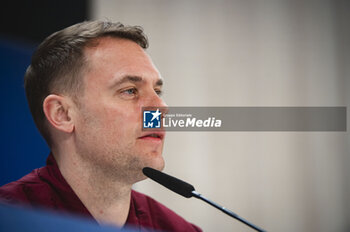 2024-05-07 - MADRID, SPAIN - MAY 7: Manuel Neuer of FC Bayern Munchen seen speaking during the Bayern Munchen Pitch Walk and Press Conference ahead of their UEFA Champions League semi-final second leg match against Real Madrid at Estadio Santiago Bernabeu on May 7, 2024 in Madrid, Spain. - REAL MADRID VS BAYERN MUNICH: BAYERN MUNICH PRESS CONFERENCE AND PITCH WALKING - UEFA CHAMPIONS LEAGUE - SOCCER