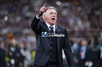 08/05/2024 - MADRID, SPAIN - MAY 8: Carlo Ancelotti, coach of Real Madrid, seen celebrating the victory at the end of the UEFA Champions League semi-final second leg match between Real Madrid and FC Bayern Munchen at Estadio Santiago Bernabeu on May 8, 2024 in Madrid, Spain. - REAL MADRID VS BAYERN MUNICH - UEFA CHAMPIONS LEAGUE - CALCIO