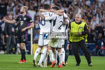 08/05/2024 - MADRID, SPAIN - MAY 8: Real Madrid players with Luka Modric (C) seen celebrating the victory at the end of the UEFA Champions League semi-final second leg match between Real Madrid and FC Bayern Munchen at Estadio Santiago Bernabeu on May 8, 2024 in Madrid, Spain. - REAL MADRID VS BAYERN MUNICH - UEFA CHAMPIONS LEAGUE - CALCIO