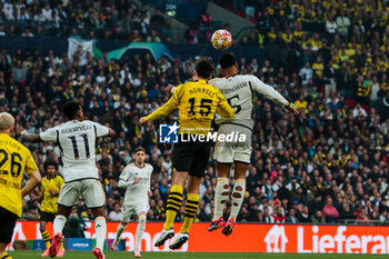 2024-06-01 - Jude Bellingham of Real Madrid and Mats Hummels of Borussia Dortmund - FINAL - BORUSSIA DORTMUND VS REAL MADRID - UEFA CHAMPIONS LEAGUE - SOCCER