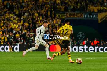 2024-06-01 - Federico Valverde of Real Madrid and Ian Maatsen of Borussia Dortmund - FINAL - BORUSSIA DORTMUND VS REAL MADRID - UEFA CHAMPIONS LEAGUE - SOCCER