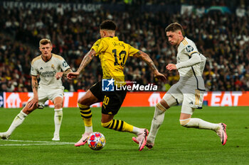 2024-06-01 - Jadon Sancho of Borussia Dortmund and Federico Valverde of Real Madrid - FINAL - BORUSSIA DORTMUND VS REAL MADRID - UEFA CHAMPIONS LEAGUE - SOCCER