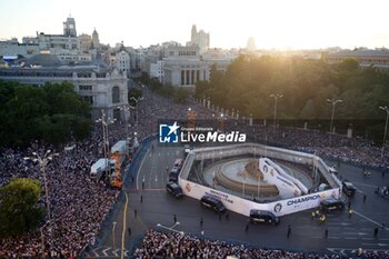 2024-06-02 - Real Madrid players during the celebration of Real Madrid football club's 15th Cahampion League victory at the Plaza de Cibeles in Madrid. June 2 nd 2024 Cordon Press - REAL MADRID PLAYES AYUNTAMIENTO - UEFA CHAMPIONS LEAGUE - SOCCER