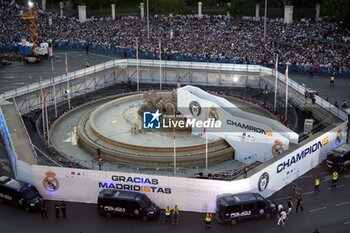 2024-06-02 - Real Madrid players during the celebration of Real Madrid football club's 15th Cahampion League victory at the Plaza de Cibeles in Madrid. June 2 nd 2024 Cordon Press - REAL MADRID PLAYES AYUNTAMIENTO - UEFA CHAMPIONS LEAGUE - SOCCER