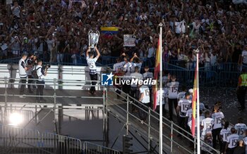 2024-06-02 - Real Madrid players during the celebration of Real Madrid football club's 15th Cahampion League victory at the Plaza de Cibeles in Madrid. June 2 nd 2024 Cordon Press - REAL MADRID PLAYES AYUNTAMIENTO - UEFA CHAMPIONS LEAGUE - SOCCER