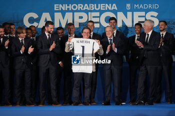 2024-06-02 - Real Madrid players during the celebration of Real Madrid football club's 15th Cahampion League victory at the Plaza de Cibeles in Madrid. June 2 nd 2024 Cordon Press - REAL MADRID PLAYES AYUNTAMIENTO - UEFA CHAMPIONS LEAGUE - SOCCER