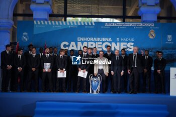 2024-06-02 - Real Madrid players during the celebration of Real Madrid football club's 15th Cahampion League victory at the Plaza de Cibeles in Madrid. June 2 nd 2024 Cordon Press - REAL MADRID PLAYES AYUNTAMIENTO - UEFA CHAMPIONS LEAGUE - SOCCER