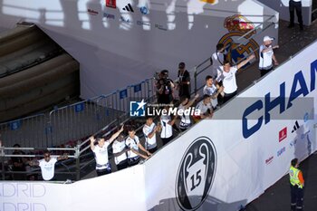 2024-06-02 - Real Madrid players during the celebration of Real Madrid football club's 15th Cahampion League victory at the Plaza de Cibeles in Madrid. June 2 nd 2024 Cordon Press - REAL MADRID PLAYES AYUNTAMIENTO - UEFA CHAMPIONS LEAGUE - SOCCER