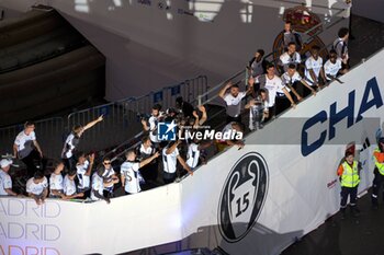 2024-06-02 - Real Madrid players during the celebration of Real Madrid football club's 15th Cahampion League victory at the Plaza de Cibeles in Madrid. June 2 nd 2024 Cordon Press - REAL MADRID PLAYES AYUNTAMIENTO - UEFA CHAMPIONS LEAGUE - SOCCER