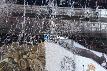 2024-06-02 - Real Madrid players during the celebration of Real Madrid football club's 15th Cahampion League victory at the Plaza de Cibeles in Madrid. June 2 nd 2024 Cordon Press - REAL MADRID PLAYES AYUNTAMIENTO - UEFA CHAMPIONS LEAGUE - SOCCER