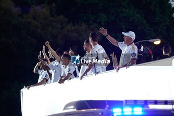 2024-06-02 - Real Madrid Champions League celebration in Madrid. Real Madrid players during the celebration of Real Madrid football club's 15th Cahampion League victory at the Plaza de Cibeles in Madrid. June 2 nd 2024 900/Cordon Press - REAL MADRID CHAMPIONS LEAGUE CELEBRATION IN MADRID - UEFA CHAMPIONS LEAGUE - SOCCER