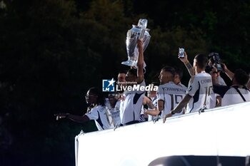 2024-06-02 - Real Madrid Champions League celebration in Madrid. Real Madrid players during the celebration of Real Madrid football club's 15th Cahampion League victory at the Plaza de Cibeles in Madrid. June 2 nd 2024 900/Cordon Press - REAL MADRID CHAMPIONS LEAGUE CELEBRATION IN MADRID - UEFA CHAMPIONS LEAGUE - SOCCER