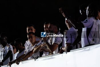 2024-06-02 - Real Madrid Champions League celebration in Madrid. Real Madrid players during the celebration of Real Madrid football club's 15th Cahampion League victory at the Plaza de Cibeles in Madrid. June 2 nd 2024 900/Cordon Press - REAL MADRID CHAMPIONS LEAGUE CELEBRATION IN MADRID - UEFA CHAMPIONS LEAGUE - SOCCER