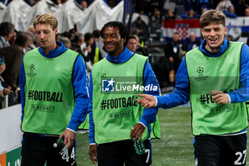 2024-09-19 - Juan Cuadrado , Marco Brescianini (Atalanta BC ) , 1° UEFA Champions League AtalantaBC vs ArsenalFC 2024-25 game at Gewiss Stadium in Bergamo (BG), Italy, 19.09.2024.
Photo by Marius Bunduc/LiveMedia - ATALANTA BC VS ARSENAL FC - UEFA CHAMPIONS LEAGUE - SOCCER