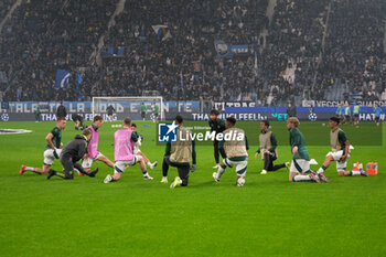 2024-10-23 - Celtic FC Team during the warm-up of the UEFA Champions League 2024/2025 League Phase MD3 football match between Atalanta BC and Celtic FC at Gewiss Stadium on October 23, 2024, Bergamo, Italy. - ATALANTA BC VS CELTIC - UEFA CHAMPIONS LEAGUE - SOCCER