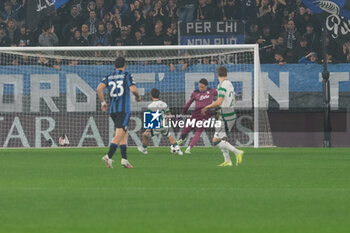 2024-10-23 - Marco Carnesecchi of Atalanta BC 1907 in action during the UEFA Champions League 2024/2025 League Phase MD3 football match between Atalanta BC and Celtic FC at Gewiss Stadium on October 23, 2024, Bergamo, Italy. - ATALANTA BC VS CELTIC - UEFA CHAMPIONS LEAGUE - SOCCER