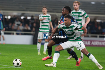 2024-10-23 - Ademola Lookman of Atalanta BC 1907 followed by Auston Trusty of Celtic FC in action during the UEFA Champions League 2024/2025 League Phase MD3 football match between Atalanta BC and Celtic FC at Gewiss Stadium on October 23, 2024, Bergamo, Italy. - ATALANTA BC VS CELTIC - UEFA CHAMPIONS LEAGUE - SOCCER