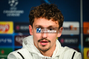 2024-10-21 - Olivier BOSCAGLI of PSV Eindhoven during the PSV Eindhoven press conference ahead of the UEFA Champions League football match between Paris Saint-Germain and PSV Eindhoven on October 21, 2024 at Parc des Princes stadium in Paris, France - FOOTBALL - PSV TRAINING AND PRESS CONFERENCE - UEFA CHAMPIONS LEAGUE - SOCCER