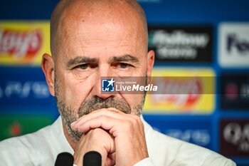 2024-10-21 - Peter BOSZ of PSV Eindhoven during the PSV Eindhoven press conference ahead of the UEFA Champions League football match between Paris Saint-Germain and PSV Eindhoven on October 21, 2024 at Parc des Princes stadium in Paris, France - FOOTBALL - PSV TRAINING AND PRESS CONFERENCE - UEFA CHAMPIONS LEAGUE - SOCCER