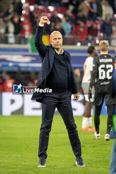 2024-10-23 - Liverpool manager Arne Slot celebrates after the UEFA Champions League, League phase, Matchday 3 football match between RB Leipzig and Liverpool FC on 23 October 2024 at Red Bull Arena in Leipzig, Germany - FOOTBALL - CHAMPIONS LEAGUE - LEIPZIG V LIVERPOOL - UEFA CHAMPIONS LEAGUE - SOCCER