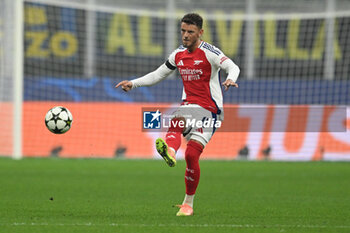 2024-11-06 - BEN WHITE of Arsenal FC during the UEFA Champions League stage match Phase MD4 between Inter FC Internazionale and Arsenal FC, on 6 of November 2024, at Giuseppe Meazza San Siro Siro stadium in Milan, Italy - INTER - FC INTERNAZIONALE VS ARSENAL FC - UEFA CHAMPIONS LEAGUE - SOCCER