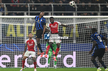 2024-11-06 - Dennzel Dumfries of FC Inter during the UEFA Champions League stage match Phase MD4 between Inter FC Internazionale and Arsenal FC, on 6 of November 2024, at Giuseppe Meazza San Siro Siro stadium in Milan, Italy - INTER - FC INTERNAZIONALE VS ARSENAL FC - UEFA CHAMPIONS LEAGUE - SOCCER