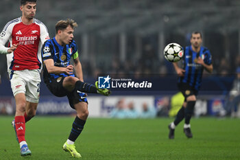 2024-11-06 - Nicolo Barella of FC Inter during the UEFA Champions League stage match Phase MD4 between Inter FC Internazionale and Arsenal FC, on 6 of November 2024, at Giuseppe Meazza San Siro Siro stadium in Milan, Italy - INTER - FC INTERNAZIONALE VS ARSENAL FC - UEFA CHAMPIONS LEAGUE - SOCCER