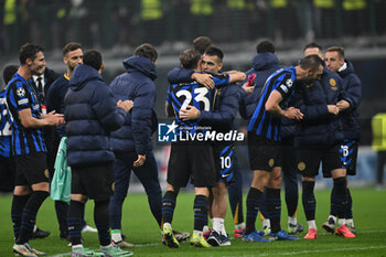 2024-11-06 - Team of Fc Inter celebrating after a victory during the UEFA Champions League stage match Phase MD4 between Inter FC Internazionale and Arsenal FC, on 6 of November 2024, at Giuseppe Meazza San Siro Siro stadium in Milan, Italy - INTER - FC INTERNAZIONALE VS ARSENAL FC - UEFA CHAMPIONS LEAGUE - SOCCER